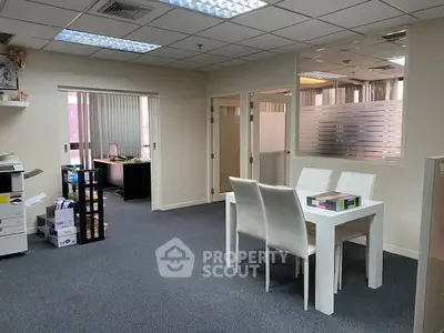 image_rental-30364433