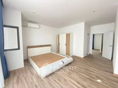 30bd851eb156dd9e3055f9fa99593716 (1).jpg