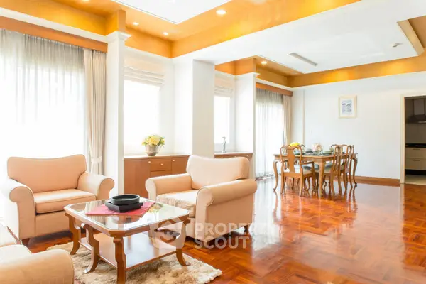 image_rental-12675143