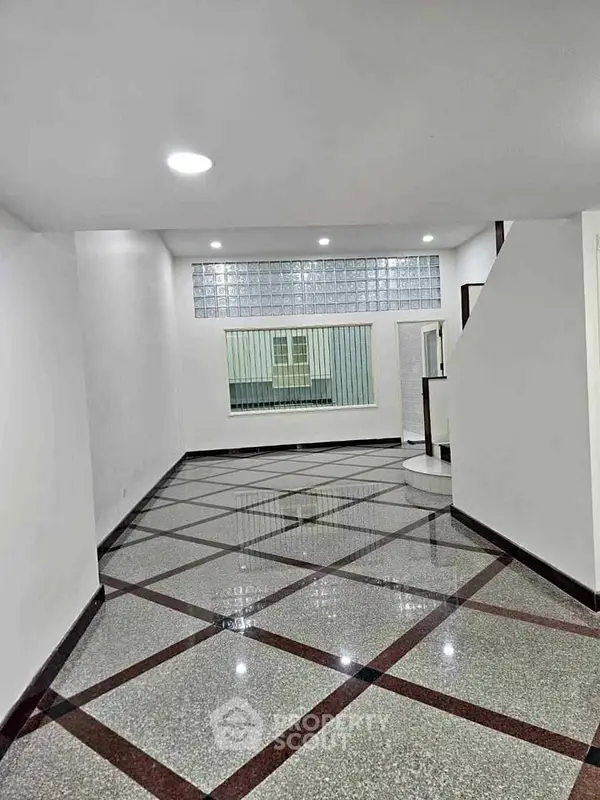 image_rental-29187886