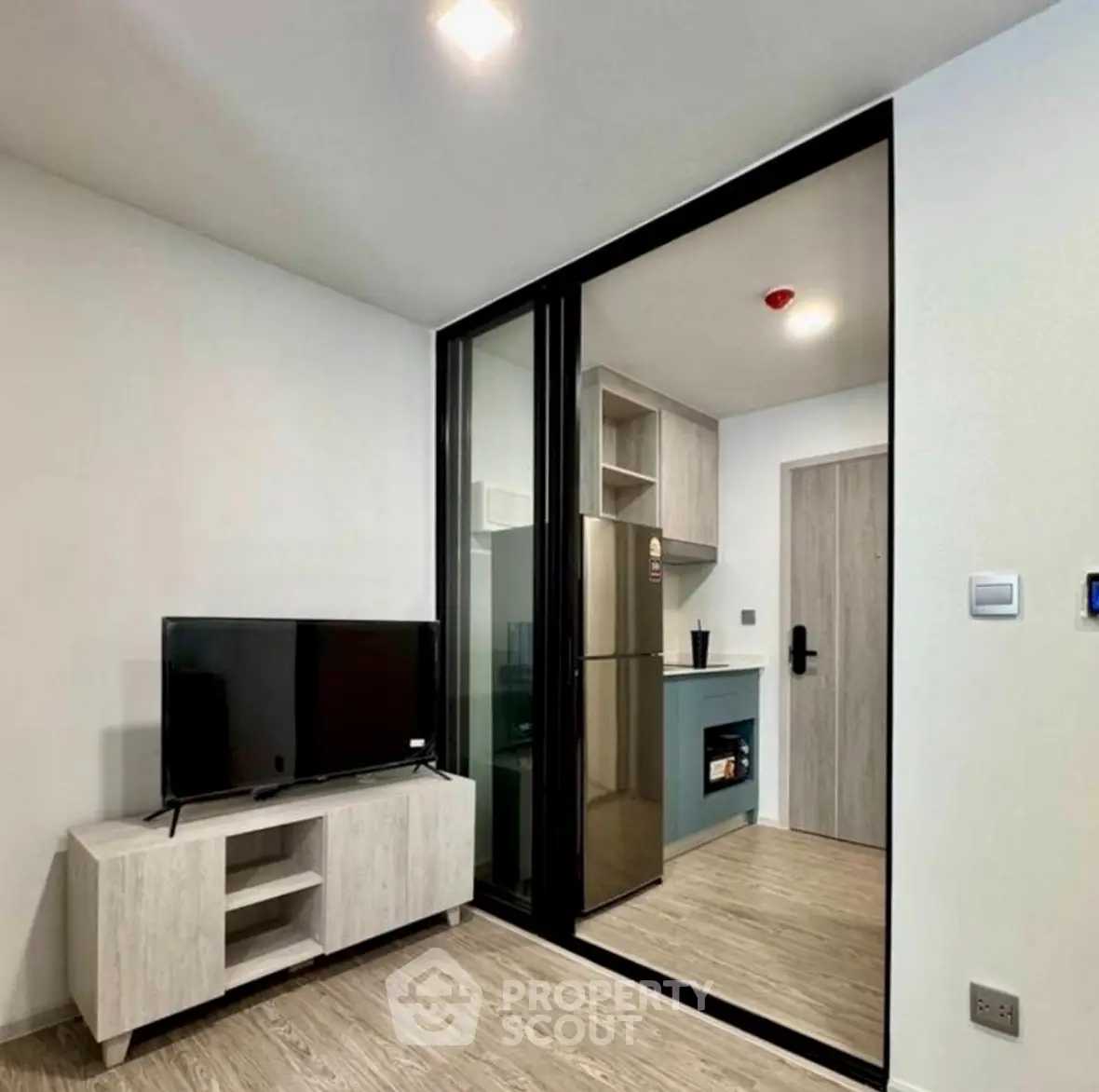 Screenshot 2569-03-14 at 20.40.29.jpg