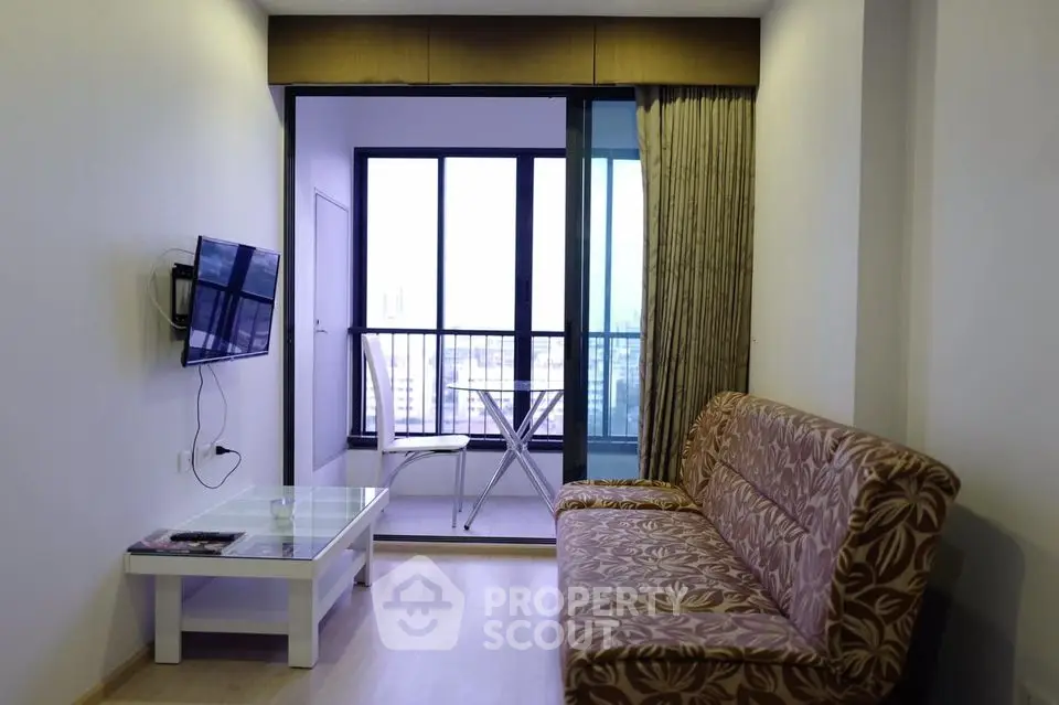  1 Bedroom Condo at Ideo Sathorn Tha Phra-1