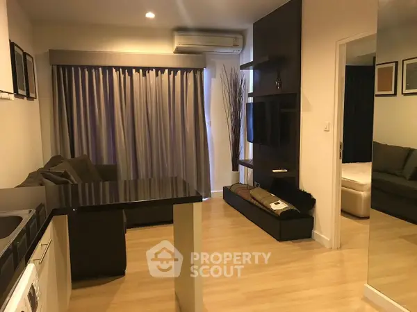 image_rental-12882449