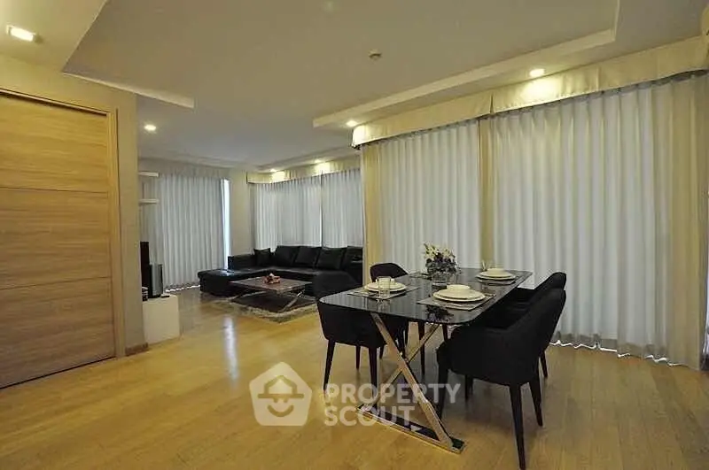  2 Bedrooms Condo -1