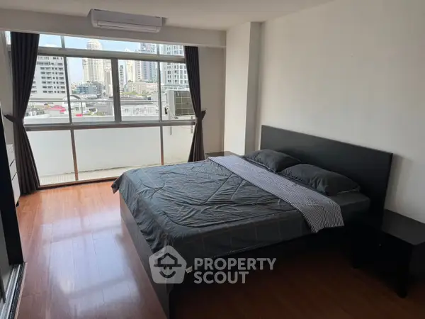 image_rental-28048912