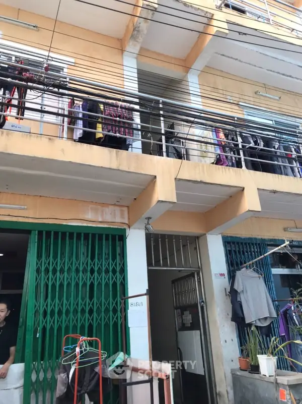 image_rental-11906362