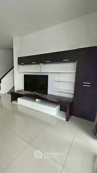 image_rental-28951308