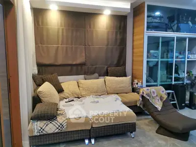 image_rental-27702880