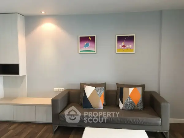 image_rental-28065736