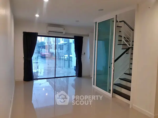 image_rental-28179450