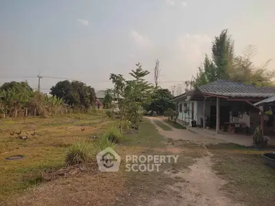 Charming rural property with spacious land and cozy house, ideal for nature lovers seeking tranquility.