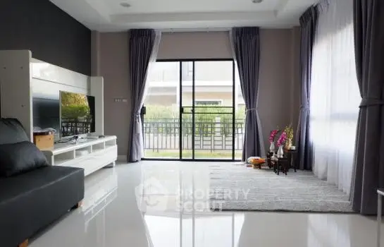 image_rental-8864703