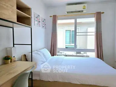 image_rental-30049711