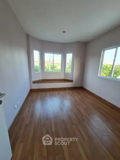 2036488-1-Photoroom.png