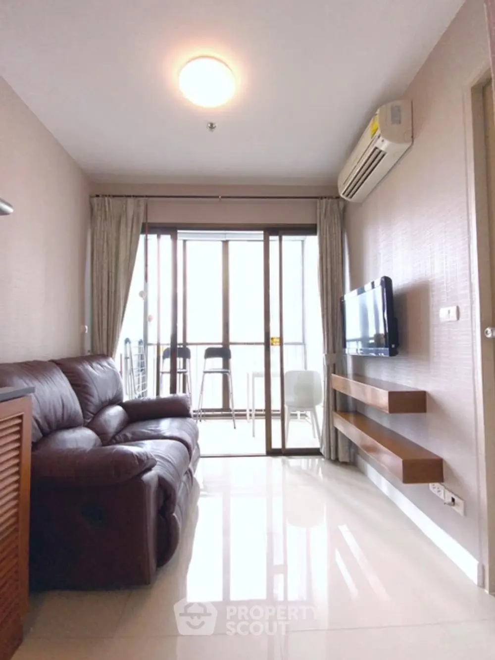  1 Bedroom Condo at Ideo Mix Sukhumvit 103 Livingroom