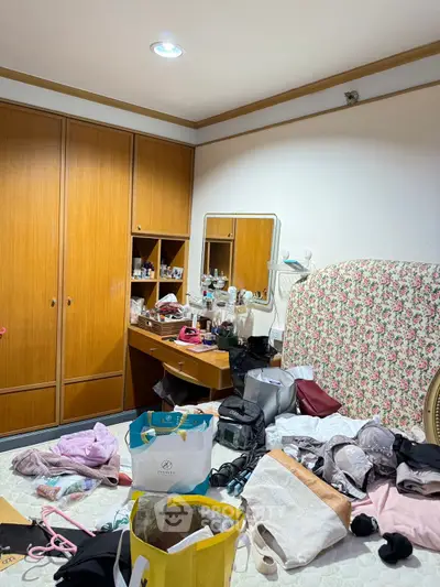 image_rental-27497112