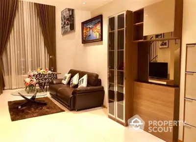  1 Bedroom Condo at The Emporio Place Sukhumvit 24-4