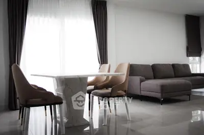 image_rental-31063898