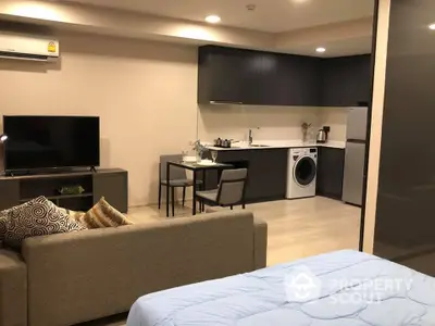 Fully Furnished 1 Bedroom Condo at Venio สุขุมวิท 10-3