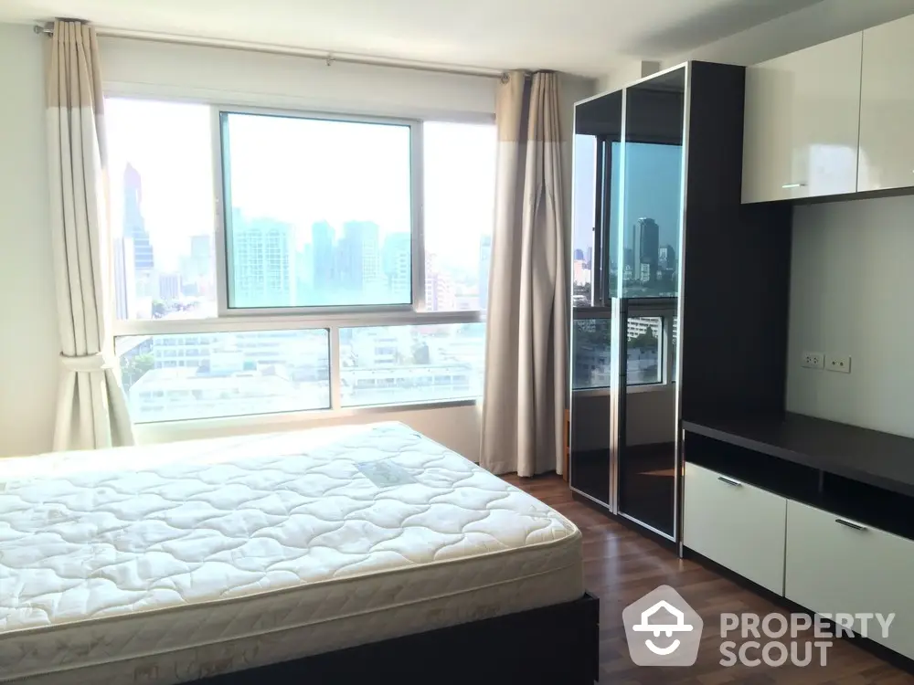  1 Bedroom Condo at Centric Scene Phaholyothin 9-1