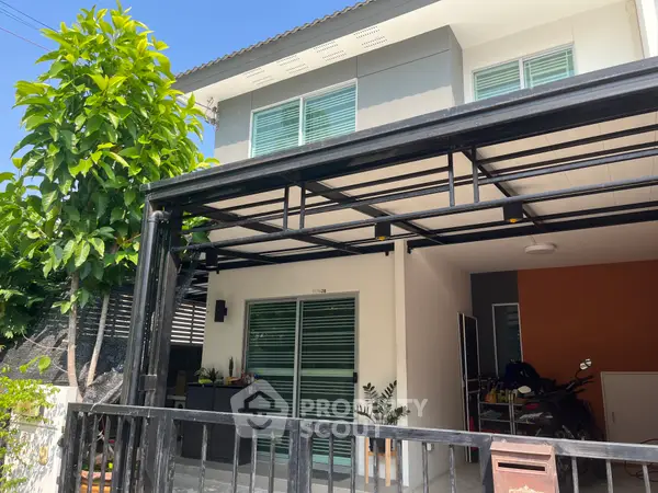 image_rental-8313140