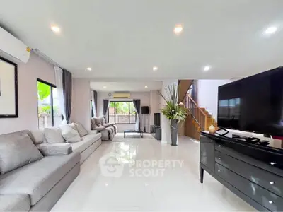 image_rental-31341151