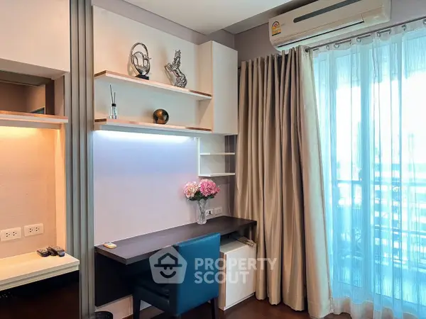 image_rental-12084650