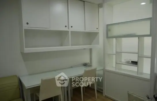 image_rental-4378512