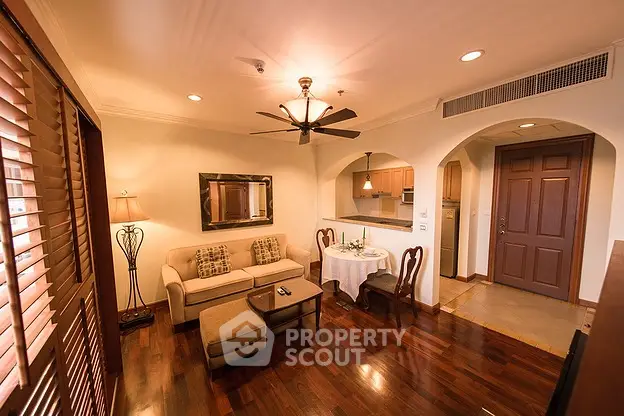 Fully Furnished 1 Bedroom Apartment at บ้านมนธิดา เซอร์วิส เรสซิเด้นท์-2