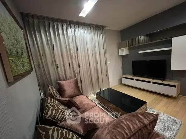 image_rental-7382219