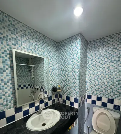 2c025bc6e02f586372b17a7d54ff142c.jpg