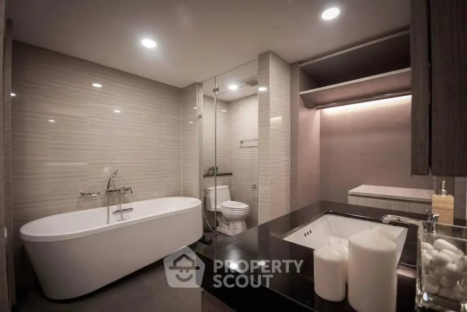 Luxurious modern bathroom with freestanding bathtub and elegant fixtures