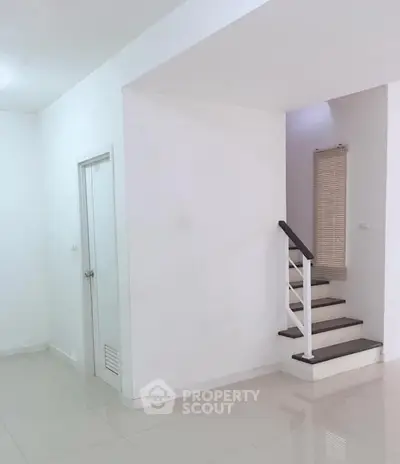 5e31423df8d8ec9b9bd9558b3ec3edc3.jpg