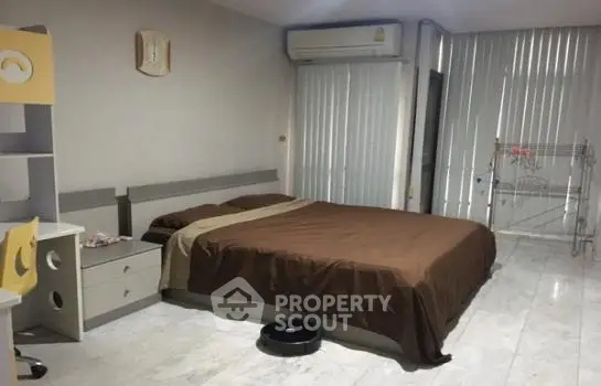 image_rental-7360163