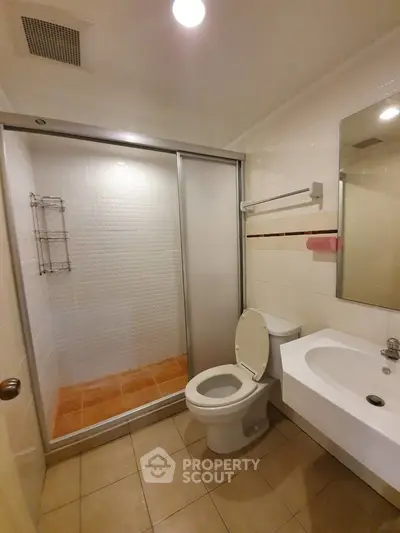  2 Bedrooms Condo at Lumpini Ville Cultural Center-4