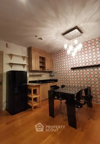  1 Bedroom Condo at Hive Taksin-4