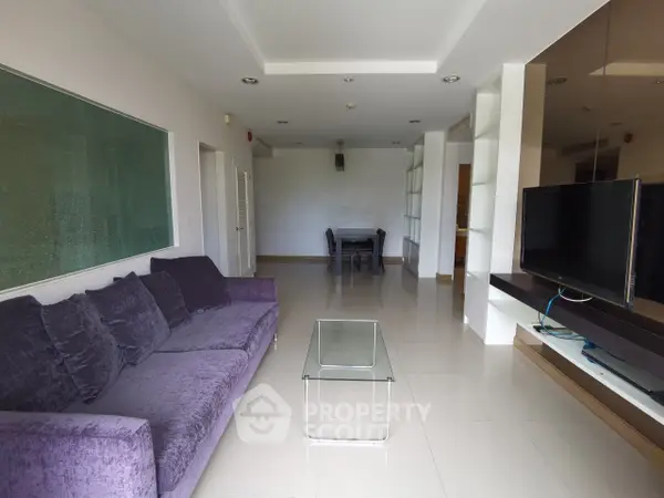 image_rental-5304771