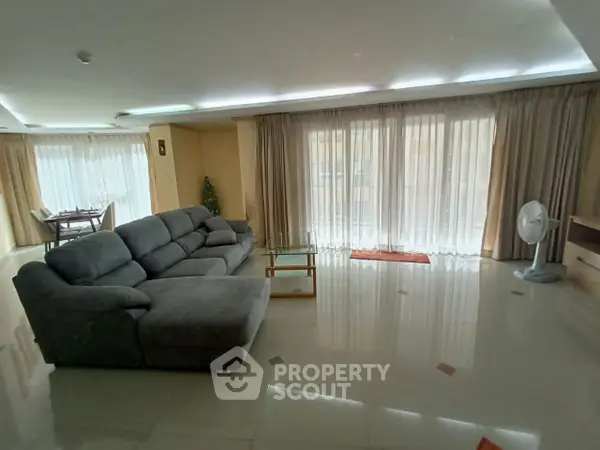 image_rental-22807246