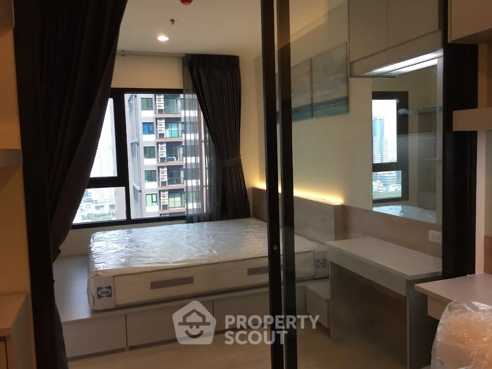  2 Bedrooms Condo at Life Asoke ไลฟ์ อโศก-1