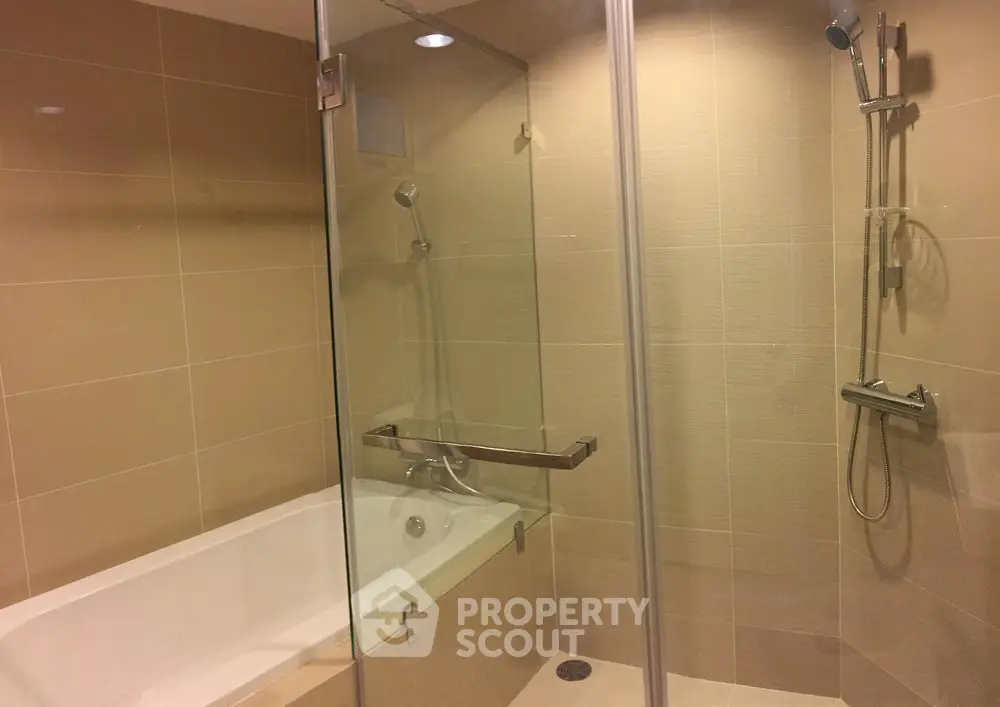  2 Bedrooms Condo at Belle Grand Rama 9-1
