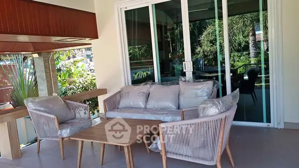 image_rental-29726129