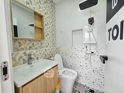 Modern bathroom with stylish tiles and sleek fixtures