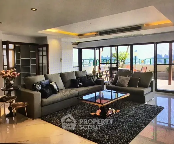 image_rental-27663774