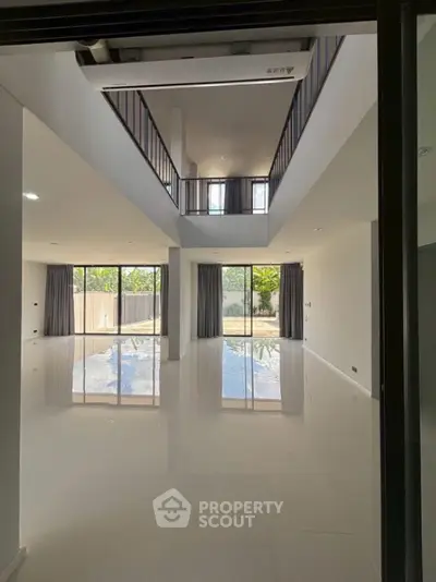 image_rental-28269956