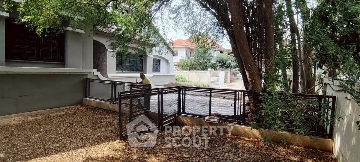 Charming residential property with spacious garden and mature trees