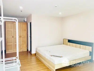  1 Bedroom Condo at Regent Home บางซ่อน-4