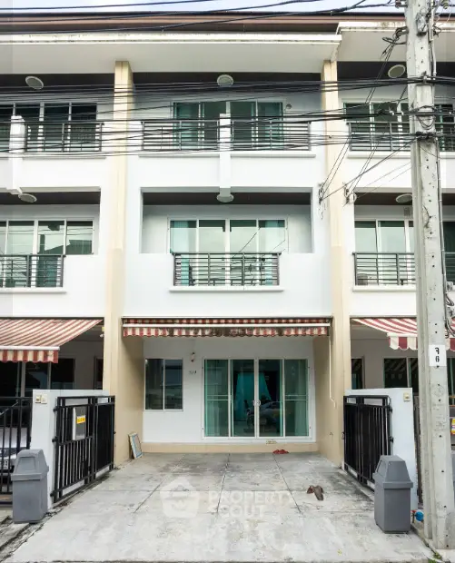 image_rental-28045791