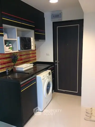  1 Bedroom Condo at Chateau In Town Ratchada 20-5