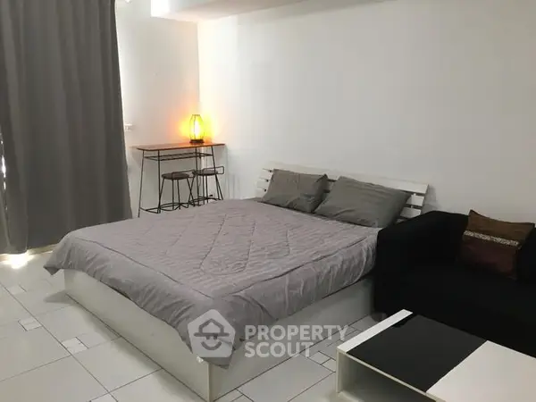 image_rental-6096169