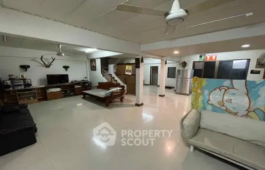 image_rental-8603577